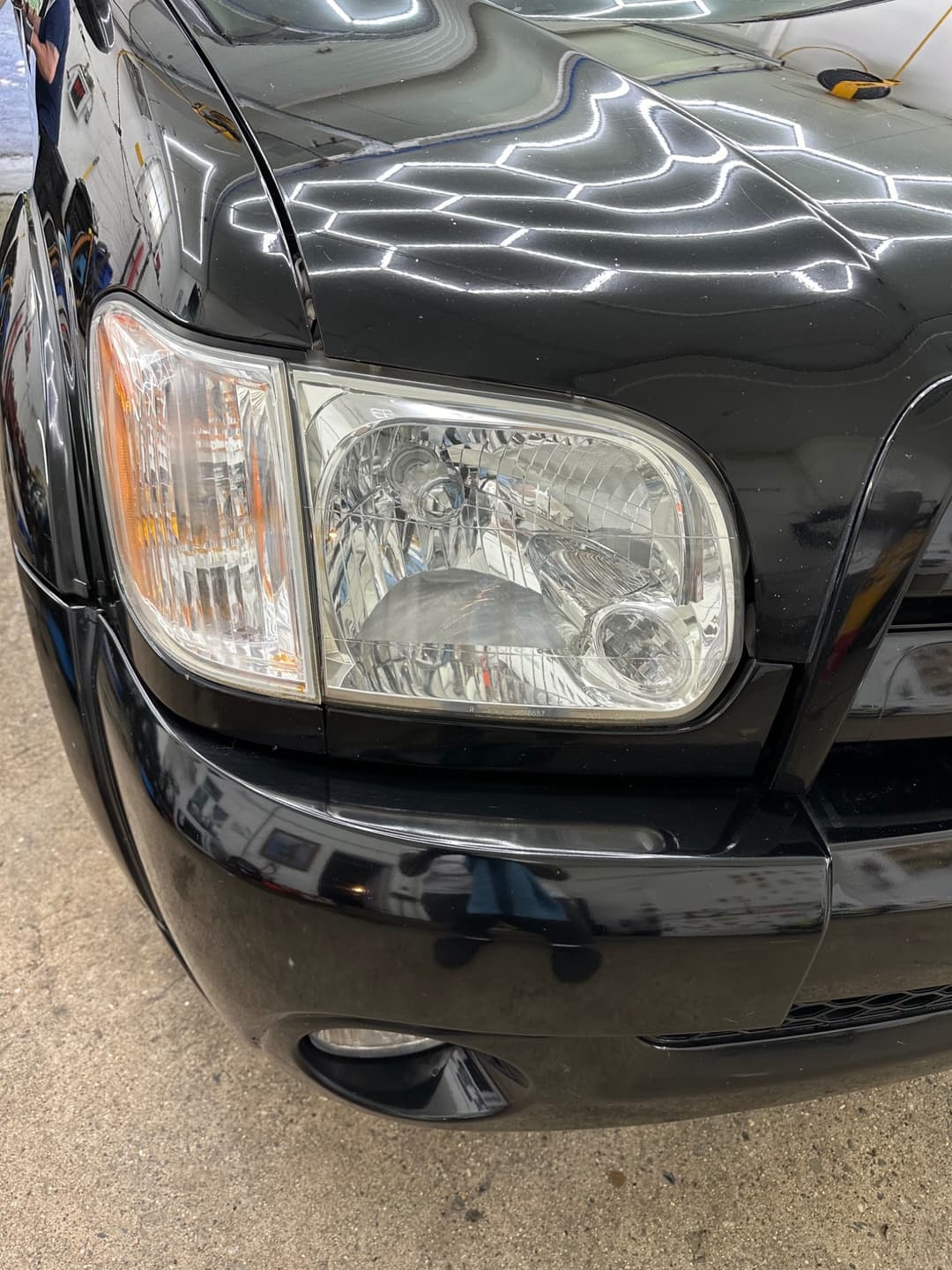 Headlight restoration after polishing with clear improved visibility